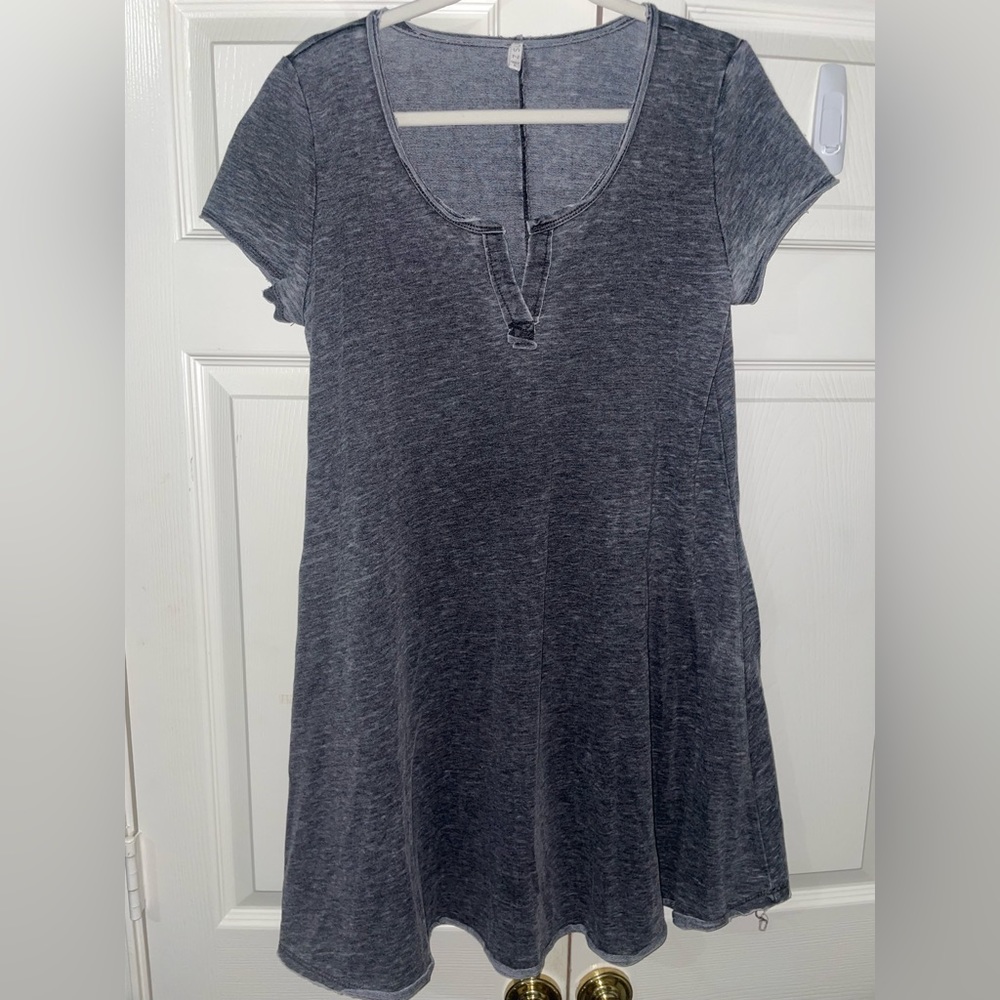 Z supply grey tshirt dress in Large.